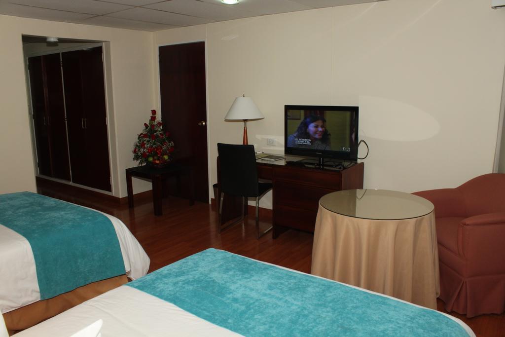 Hotel Hunza Y Centro De Convenciones Tunja Room photo